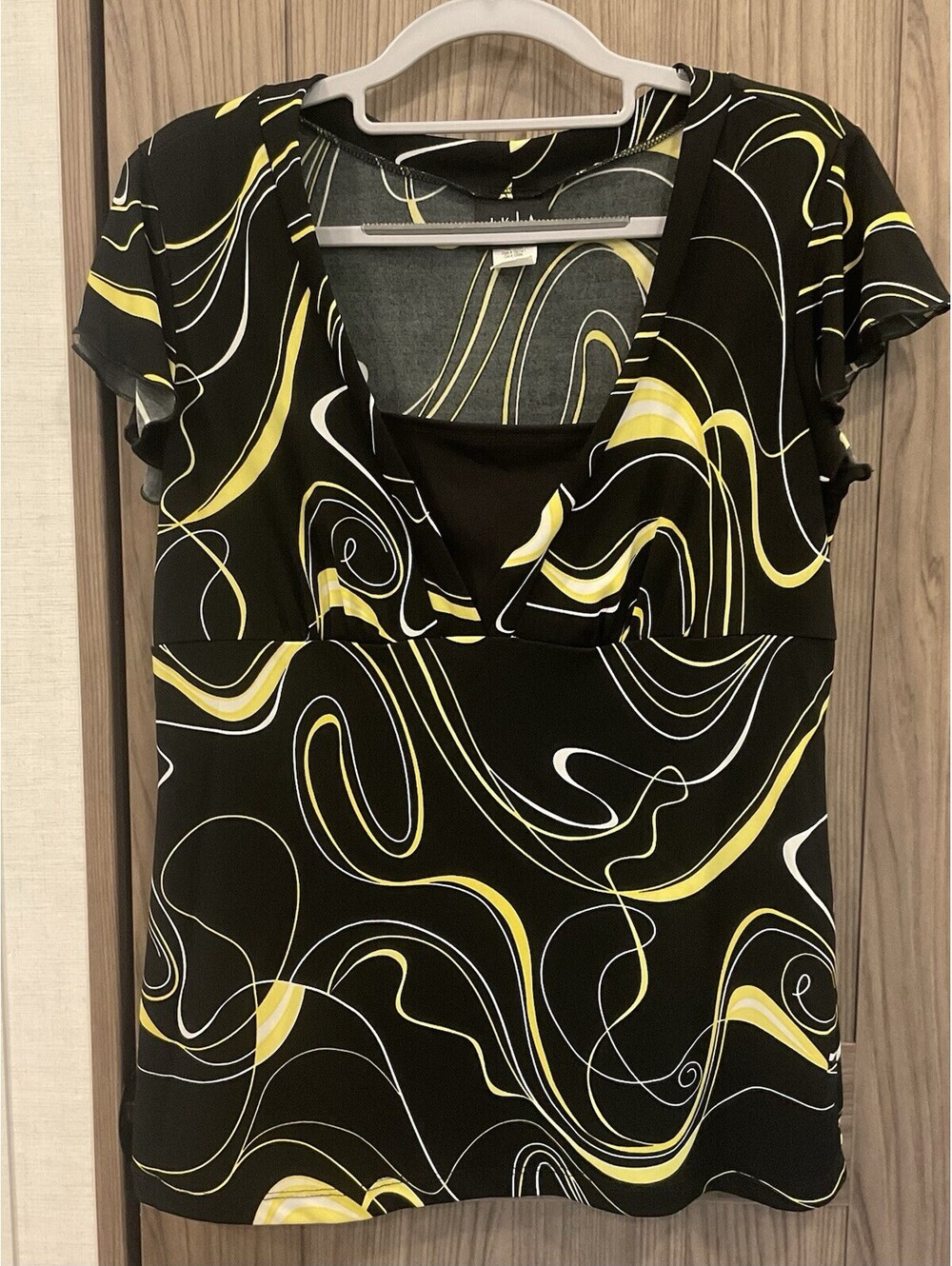 JKLA California Womens Short Sleeve Black/yellow Blouse Size L